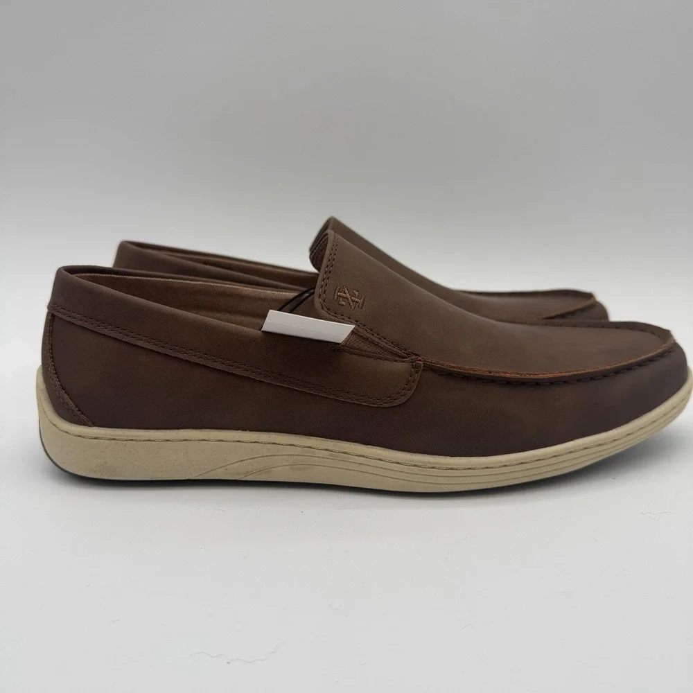 IZOD Seapoint Tan Slip On Casual Loafers Men's Size 10.5 New‎ With Box